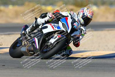 media/Jan-09-2022-SoCal Trackdays (Sun) [[2b1fec8404]]/Turn 16 (11am)/